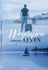 Bekijk deze Boekenkaft van boek Weglopen voor het leven van RiNi Pietersen, schrijversduo bestaand uit Rianne en Nicolette Pietersen