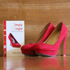 Bekijk deze Boekenkaft van boek Simply Single van Anja de Jong